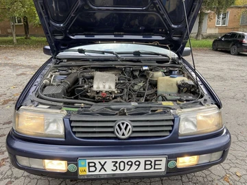 Авто Volkswagen Passat Variant 1996 № 8095974
