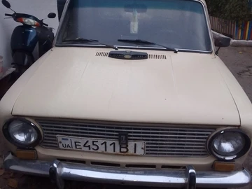Авто ВАЗ 2113 1989 № 8096011