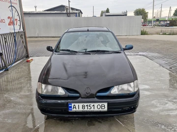 Авто Renault Megane 1996 № 8096082