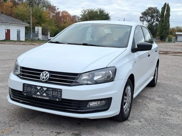 Авто Volkswagen Polo 2018 № 8096100