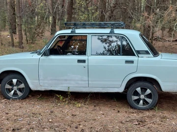 Авто ВАЗ 2105 1986 № 8096112
