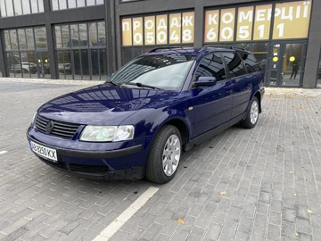 Авто Volkswagen Passat Variant 1999 № 8096262
