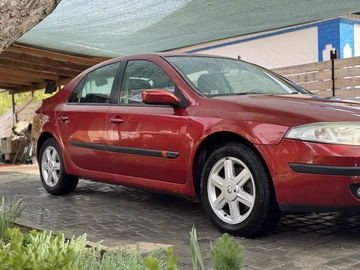 Авто Renault Laguna 2001 № 8096291