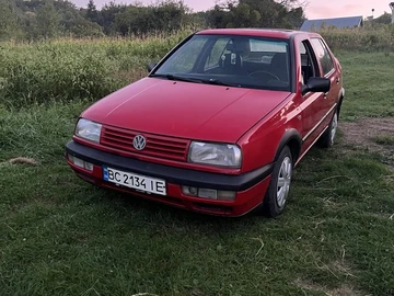 Авто Volkswagen Vento 1993 № 8096347