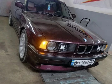 Авто BMW 5 Серия 1991 № 8096348