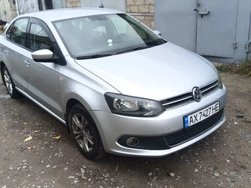 Авто Volkswagen Polo 2013 № 8096350