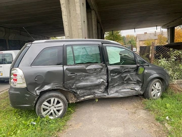 Авто Opel Zafira 2010 № 8096355