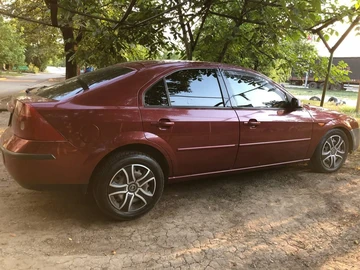 Авто Ford Mondeo 2001 № 8096357