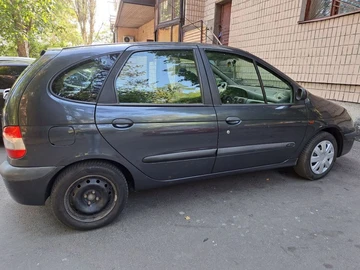 Авто Renault Scenic 2001 № 8096396