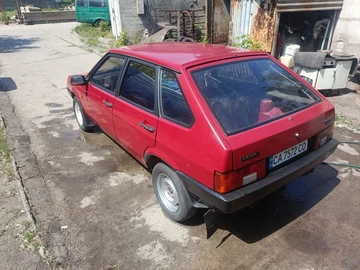 Авто ВАЗ 2109 1992 № 8096477