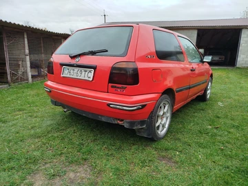 Авто Volkswagen Golf 1996 № 8096540
