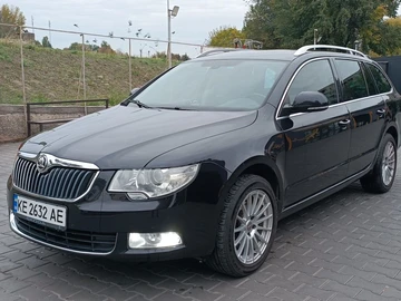 Авто Skoda Superb 2010 № 8096674