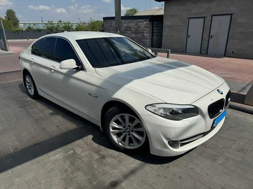 Авто BMW 5 Серия 2012 № 8096751