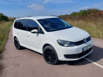 Авто Volkswagen Touran 2012 № 8097007