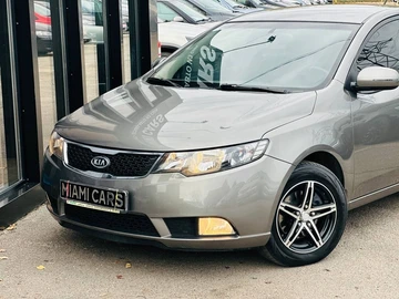 Авто KIA Cerato Forte  2011 № 8097363