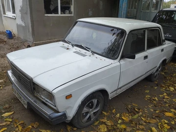 Авто ВАЗ 2107 1996 № 8097384