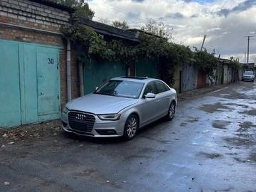 Авто Audi A4 2012 № 8097415