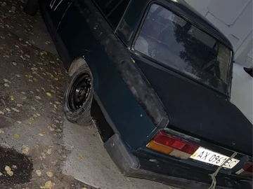 Авто ВАЗ 2107 2004 № 8097586