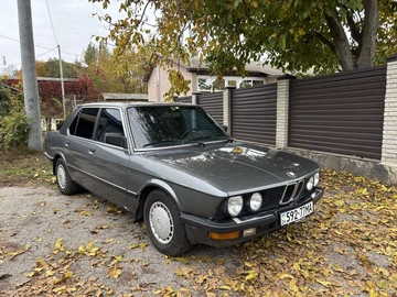 Авто BMW 5 Серия 1986 № 8097611