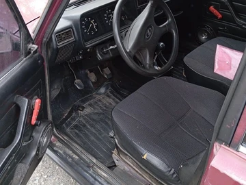 Авто ВАЗ 2107 2004 № 8097620