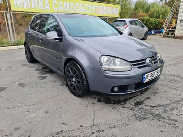 Авто Volkswagen Golf 2004 № 8097702
