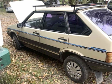 Авто ВАЗ 2109 1991 № 8097714