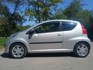 Авто Peugeot 107 2008 № 8097719