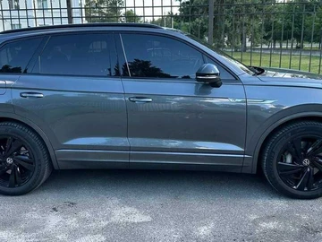 Авто Volkswagen Touareg 2021 № 8097937