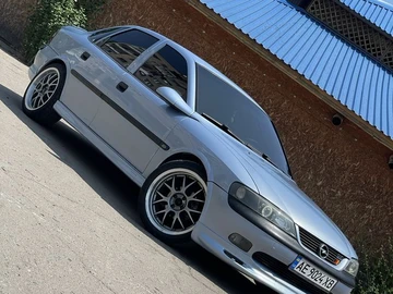 Авто Opel Vectra 1997 № 8097948