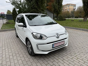 Авто Volkswagen Multivan 2013 № 8098001