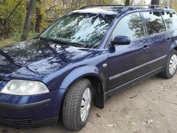 Авто Volkswagen Passat Variant 2002 № 8098037