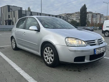 Авто Volkswagen Golf 2005 № 8098206