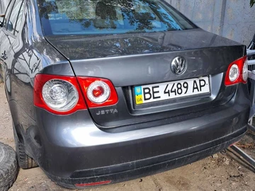 Авто Volkswagen Jetta 2009 № 8098254