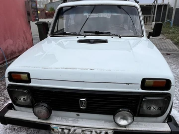 Авто ВАЗ 2121 1990 № 8098562