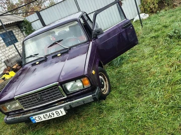 Авто ВАЗ 2107 2002 № 8098564