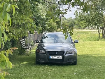 Авто Volvo V50 2009 № 8098578