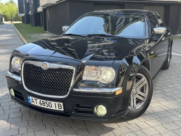 Авто Chrysler 300C 2005 № 8098622