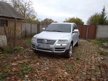 Авто Volkswagen Touareg 2005 № 8098857