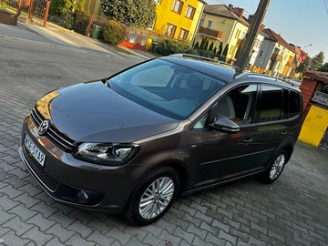 Авто Volkswagen Touran 2014 № 8098875