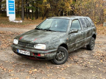 Авто Volkswagen Golf 1999 № 8098933