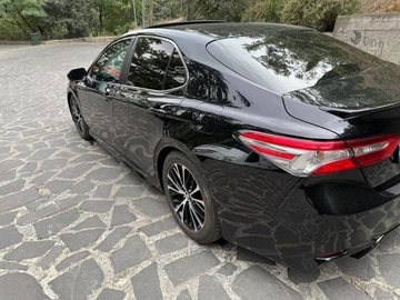 Авто Toyota Camry 2018 № 8098953