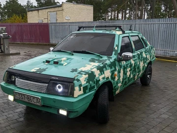 Авто ВАЗ 2109 1993 № 8099101