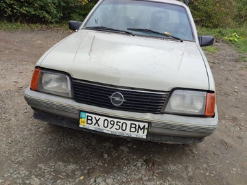 Авто Opel Ascona 1989 № 8099130