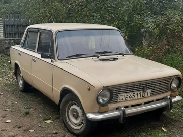 Авто ВАЗ 2113 1989 № 8099322