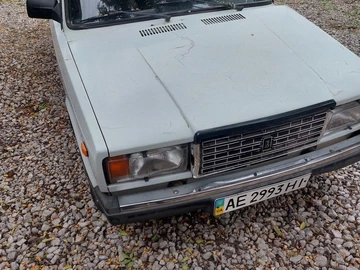 Авто ВАЗ 2107 2004 № 8099353
