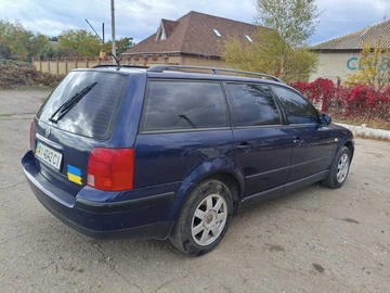Авто Volkswagen Passat Hatchback 2000 № 8099364