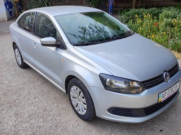 Авто Volkswagen Polo 2012 № 8099477