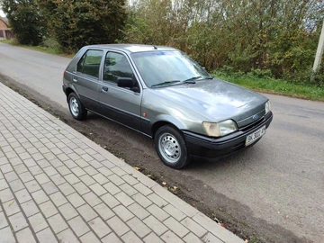 Авто Ford Fiesta 1993 № 8099487
