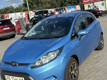 Авто Ford Fiesta 2012 № 8099625