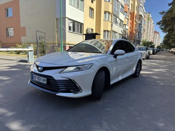 Авто Toyota Camry 2021 № 8099647